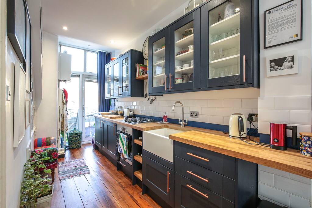 Freshly renovated luxurious kitchen