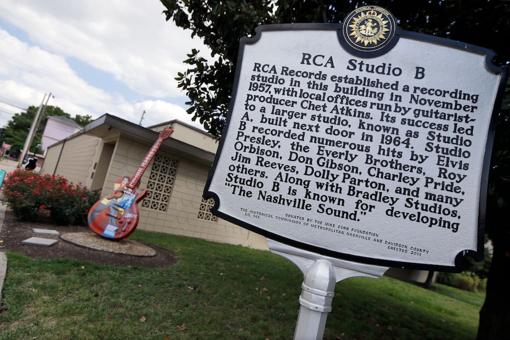 RCA Studio B (one of Nashville's most famous recording studios) is just a few blocks away!