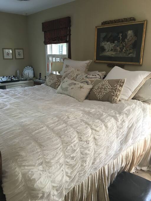 Master King bed with bathroom