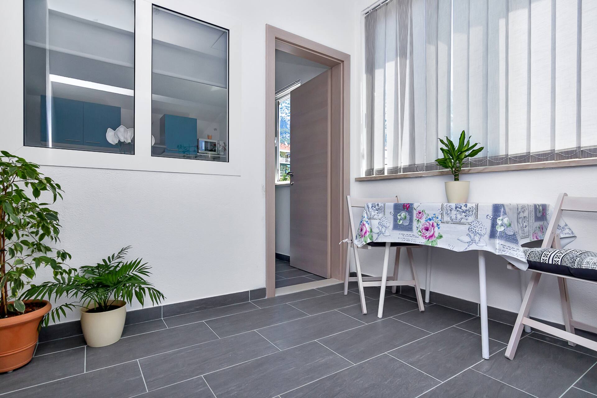 Sea view apartment near the beach! — photo 4