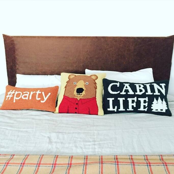 2nd floor bedroom