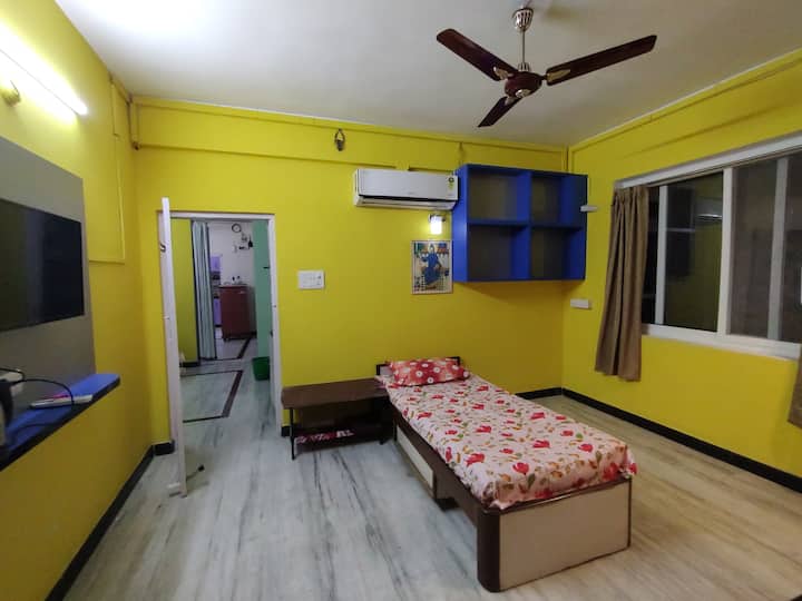 Budget Travelers Private Room With Common Entrance - Hyderabad
