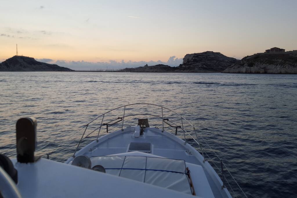 Arrivée sur les îles du Frioul