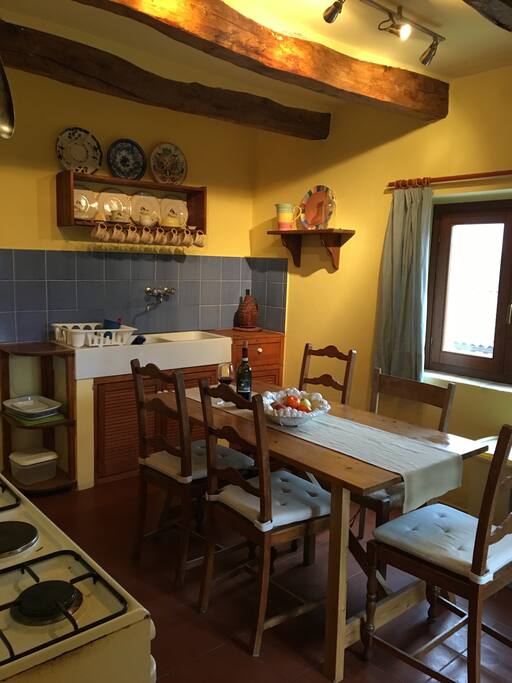 Fully equipped kitchen