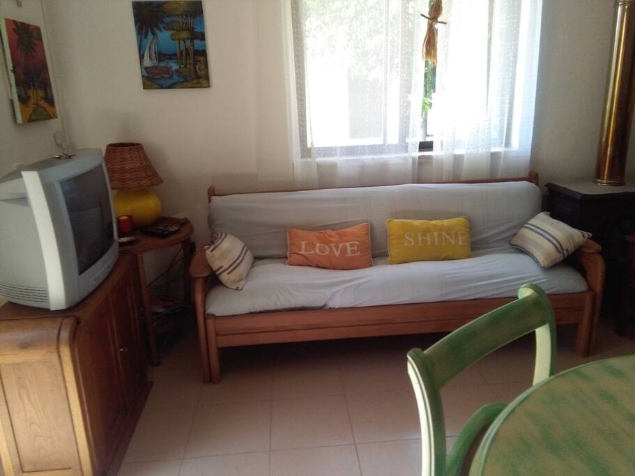 T0 - Sala / Living Room