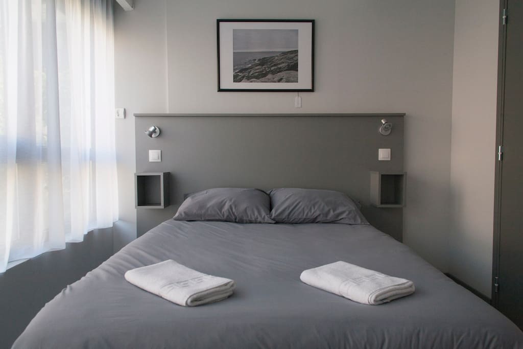 la chambre qui donne sur le jardin