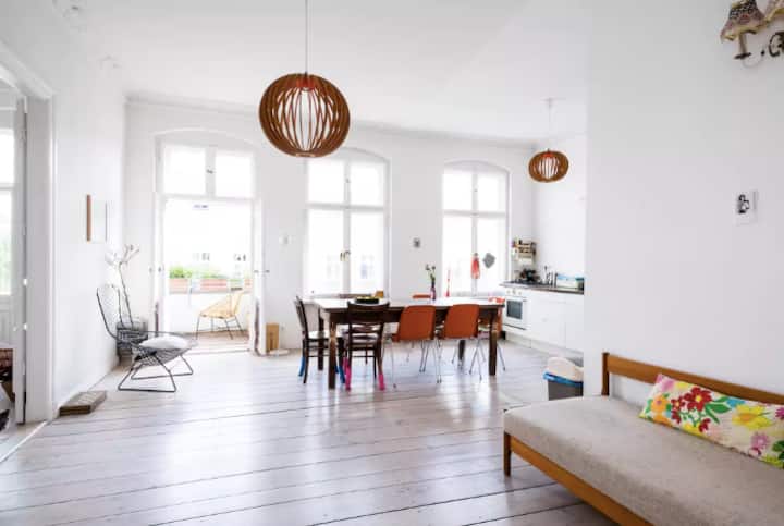 light, quiet room in beautiful flat