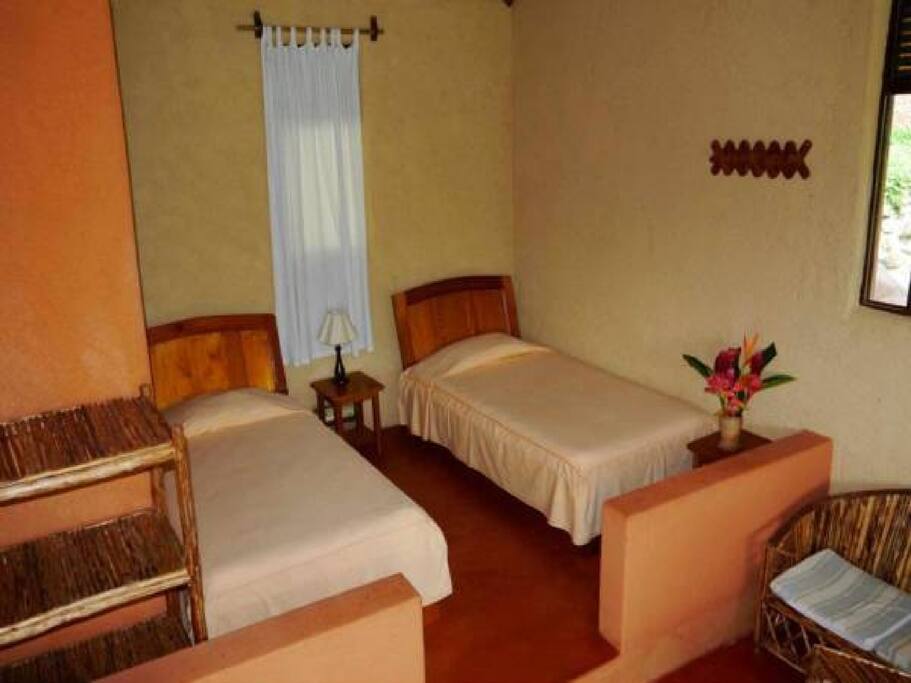 Bungalow Twin Bed