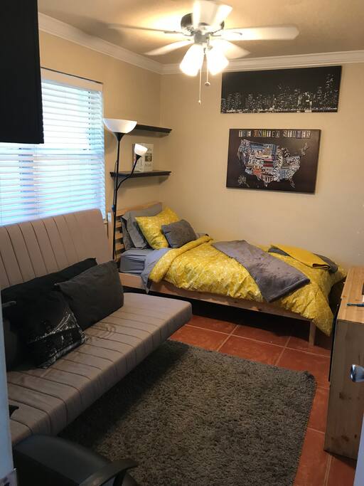 Twin bed and full size futon