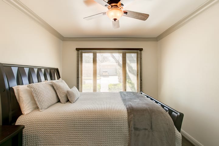 საძინებელი 3