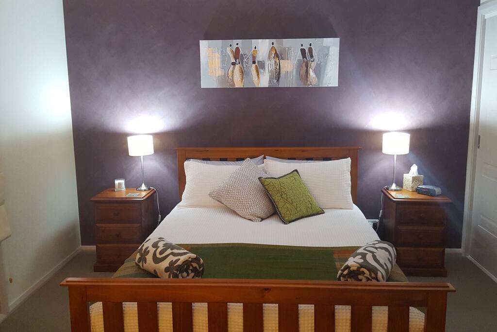 Main Room has queen bed complete with electric blanket.