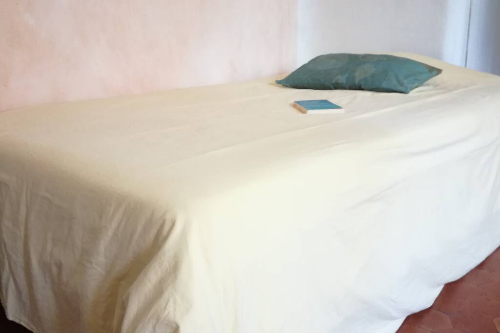Lit cosy et douillet
