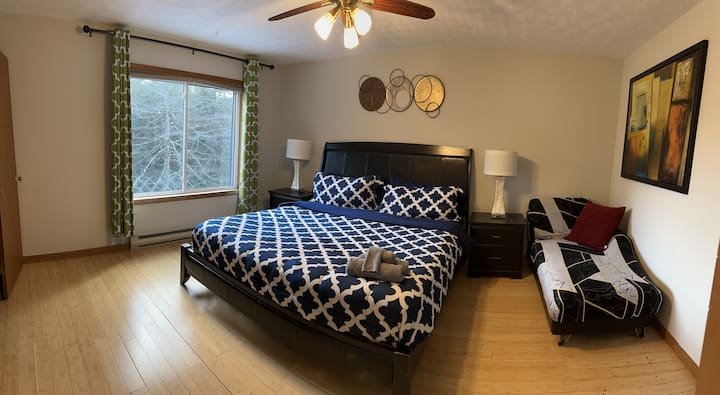 4号卧室-顶楼（主卧）