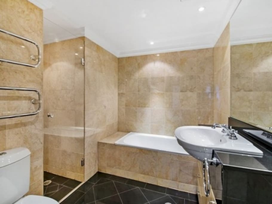 Marble Bathrooms with quality European Fixtures & Fittings