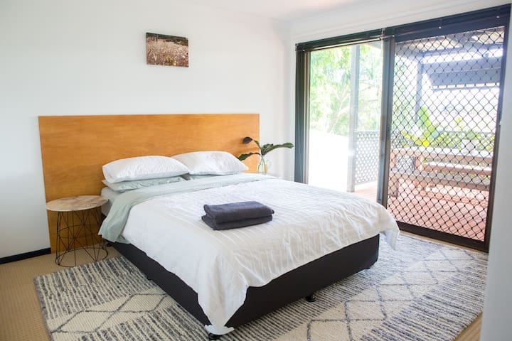 Airbnb Currumbin Holiday Rentals Places To Stay