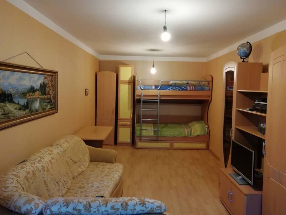 Комната. Двухъярусная кровать