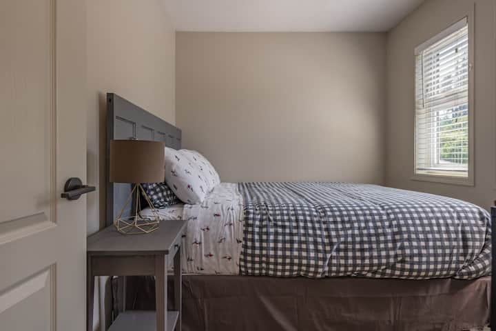 Chumba #2 - Kitanda cha Malkia 