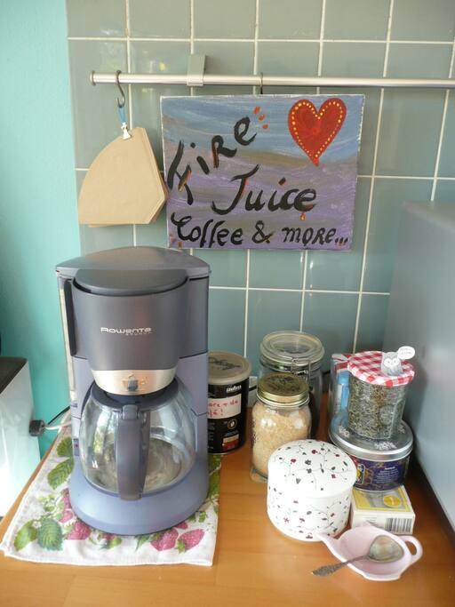 The coffee and tea corner.