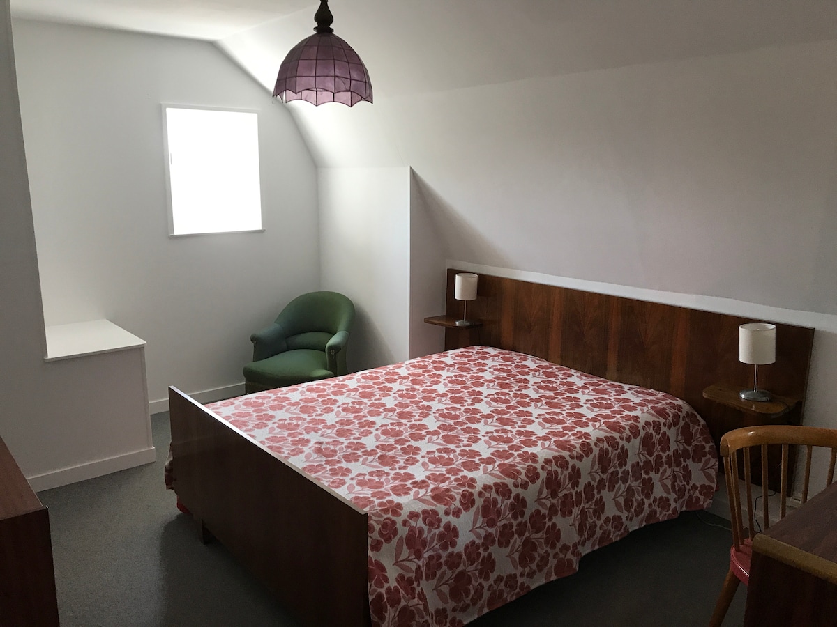 საძინებელი 2