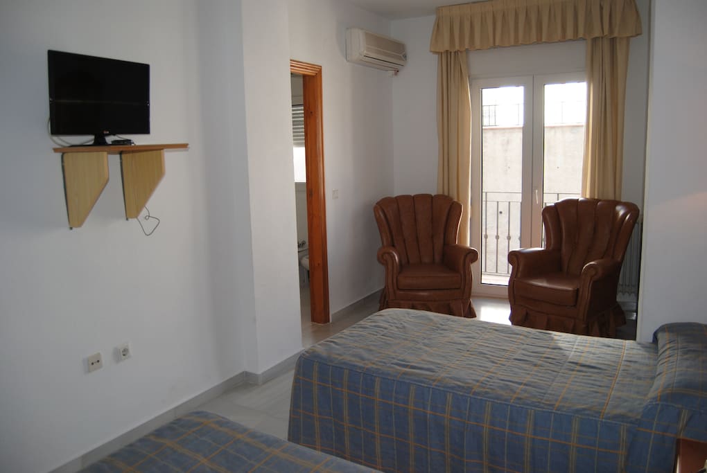 Habitación triple - tres camas