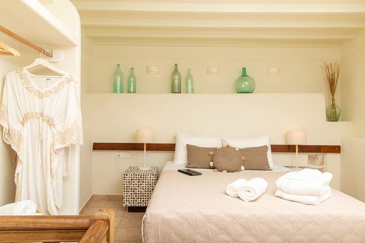 Dream House in the Venetian Castle gallery image 2