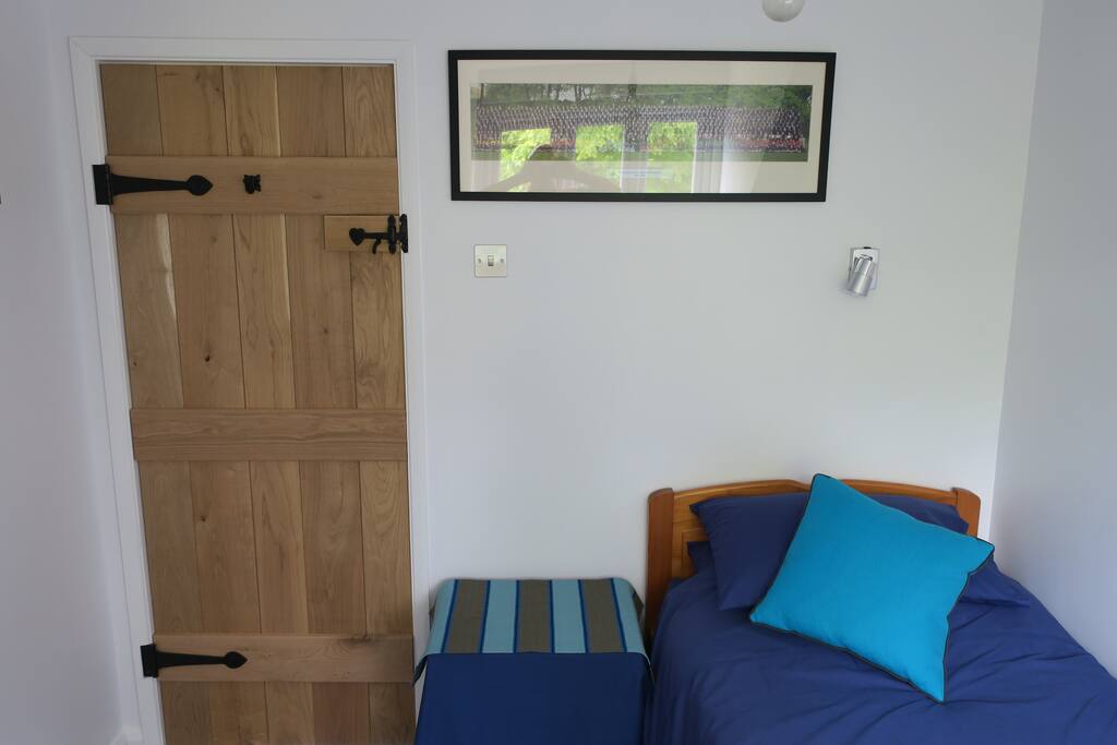 Single Bedroom