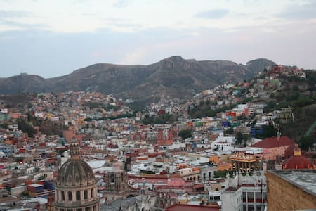 Habitación "2" del Laurel, Guanajuato centro.