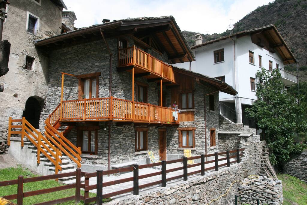 La casa e la terrazza ad uso esclusivo