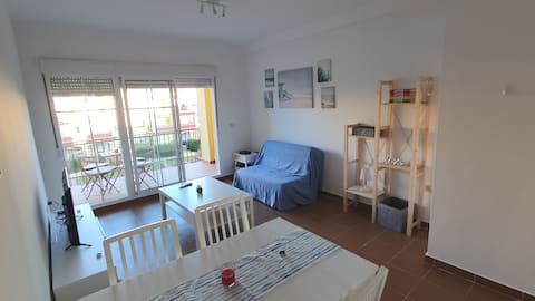 6 guests apartment with pool, barbeque and paddle