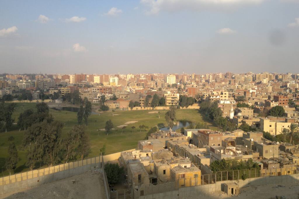 Image of the top of the pyramid of the city