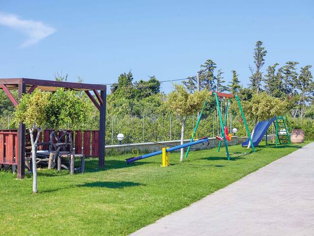 Villas Platanias – 4 bedroom villa gallery image 5