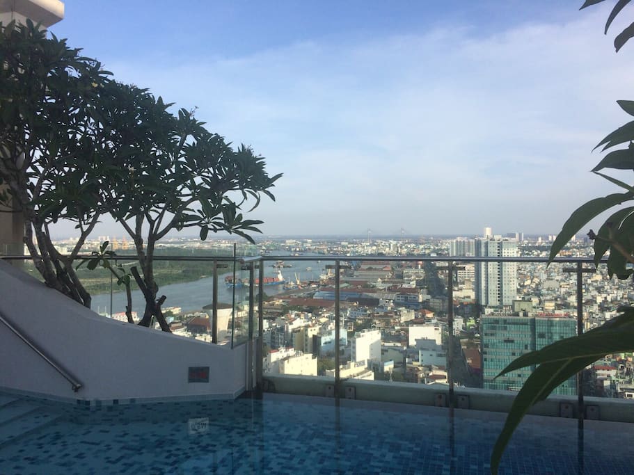 Our beautiful roof top swimming pool ! A perfect place to relax after a long shopping day in the vibrant Saigon :)