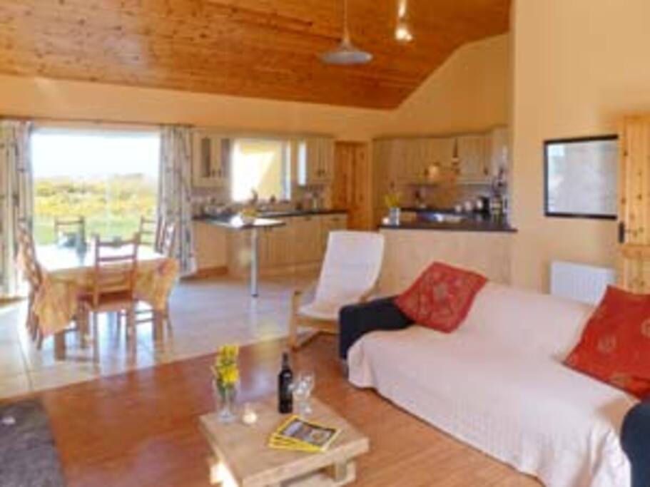 Kitchen and dining area