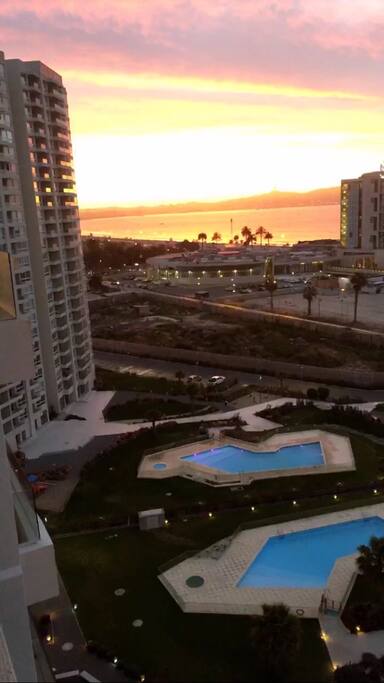 Hermosos atardeceres desde el balcón.