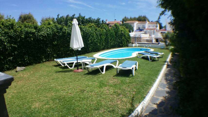 008 Chalet with moorage and pool gallery image 3