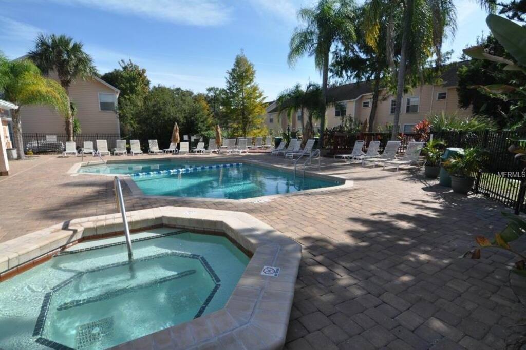 Hot tub and Pool