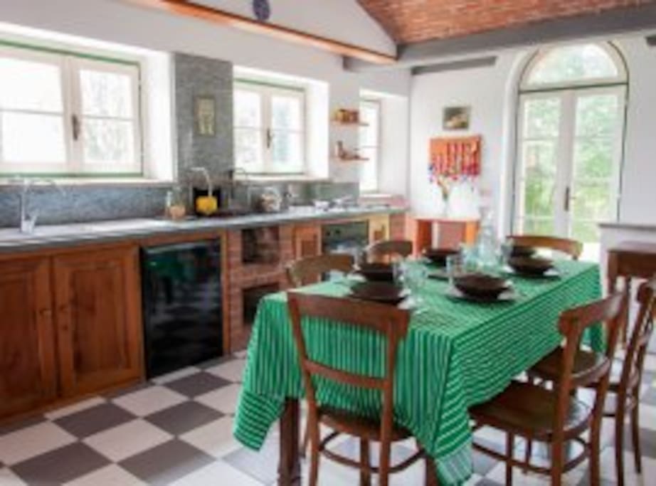 Kitchen with garden view