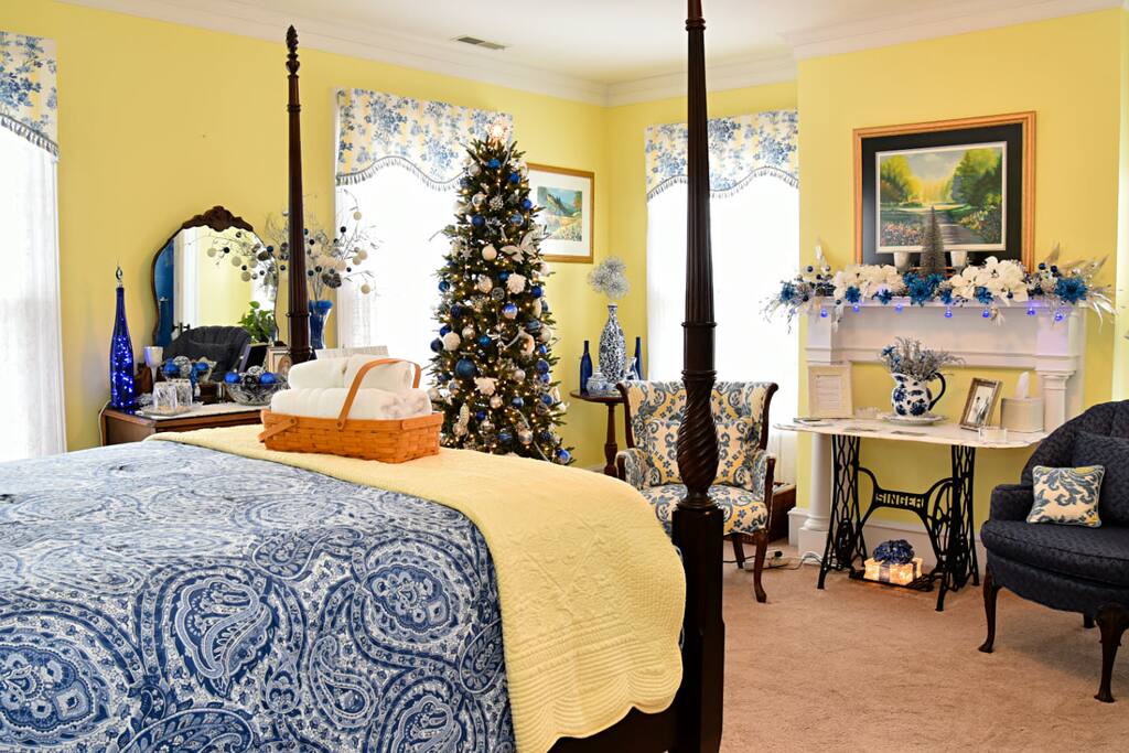 All dressed up for the holidays, but staying true to our cheery color scheme.