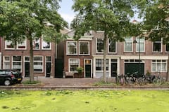 New%3A+Delft+canal+house%2C+3+floors%2C+style+%26+comfort%21
