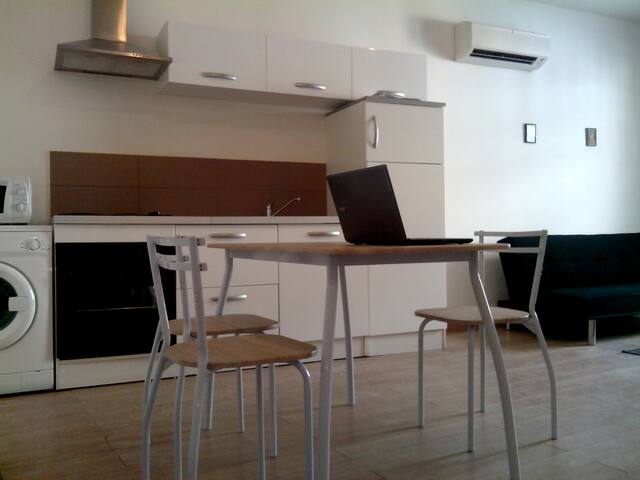 50m2 Centre Historique Perpi - prix BUDGET !