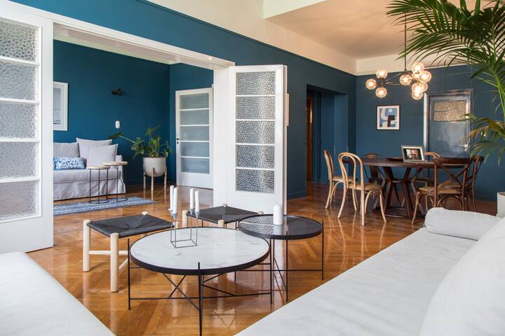 Bauhaus Building 330sq. Sleeps 24 persons gallery image 2