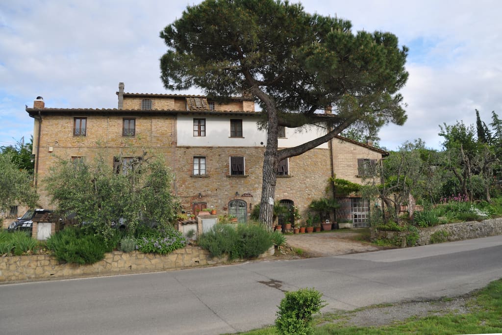 Veduta della dalla Via Francigena