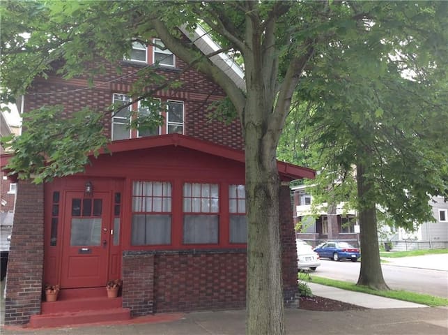 Great Downtown Location