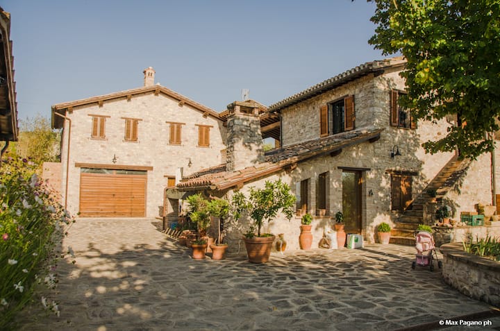 Umbria Holiday On The Enchanting Hills Of Todi! - Todi