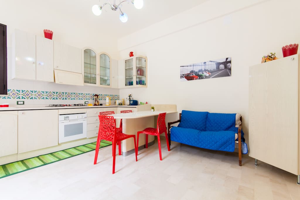 kitchen/living area