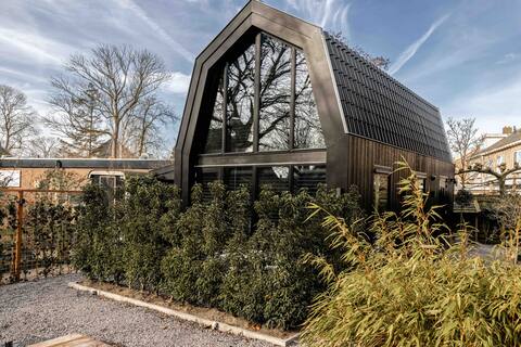 Lovely private cottage near Amsterdam