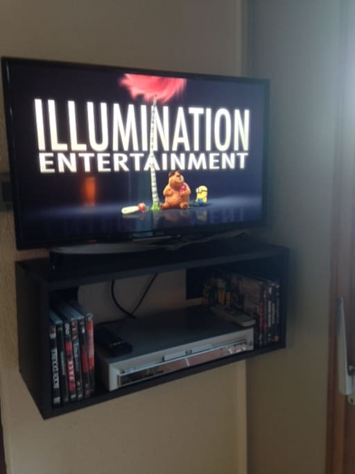 Télé écran LCD 32"