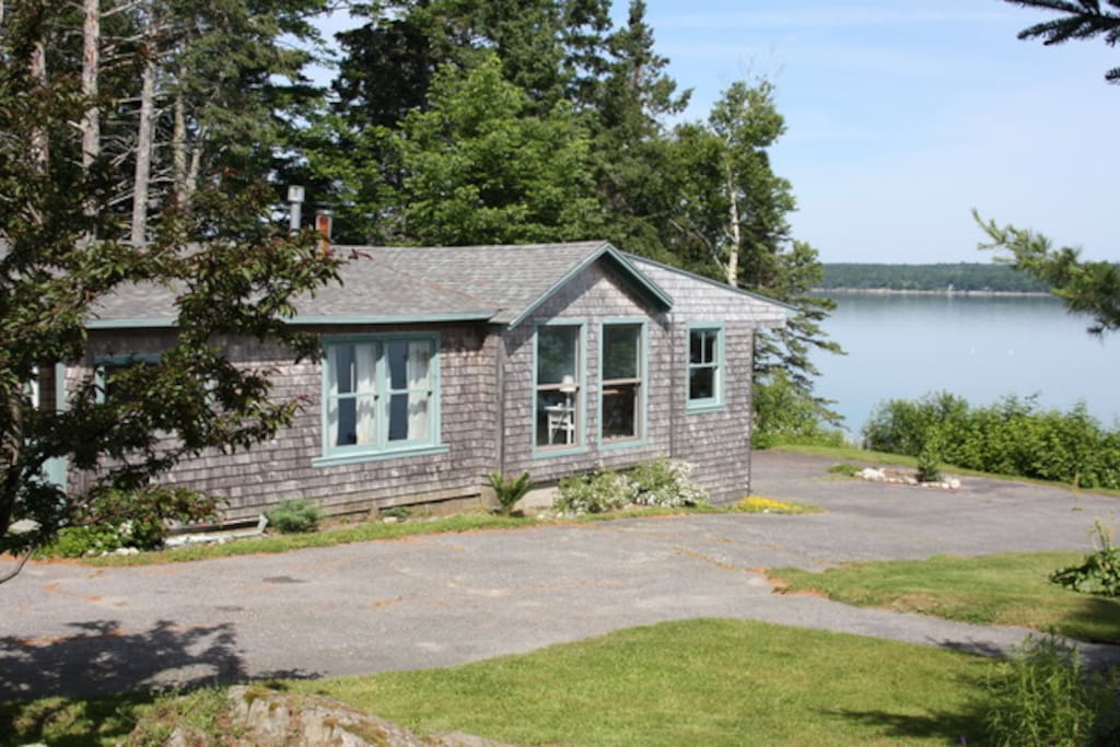 Oceanfront Cottage Overlooking Frenchman Bay - Houses for ...