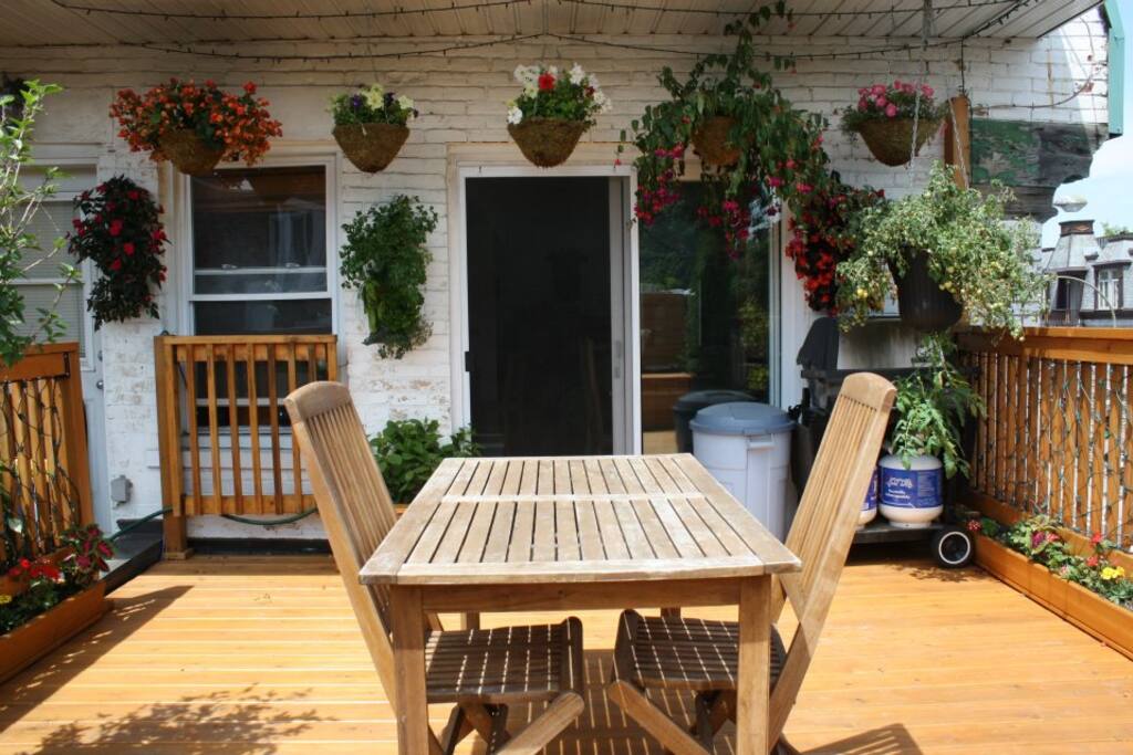 Terrasse fleurie et Bbq a partir de Juin