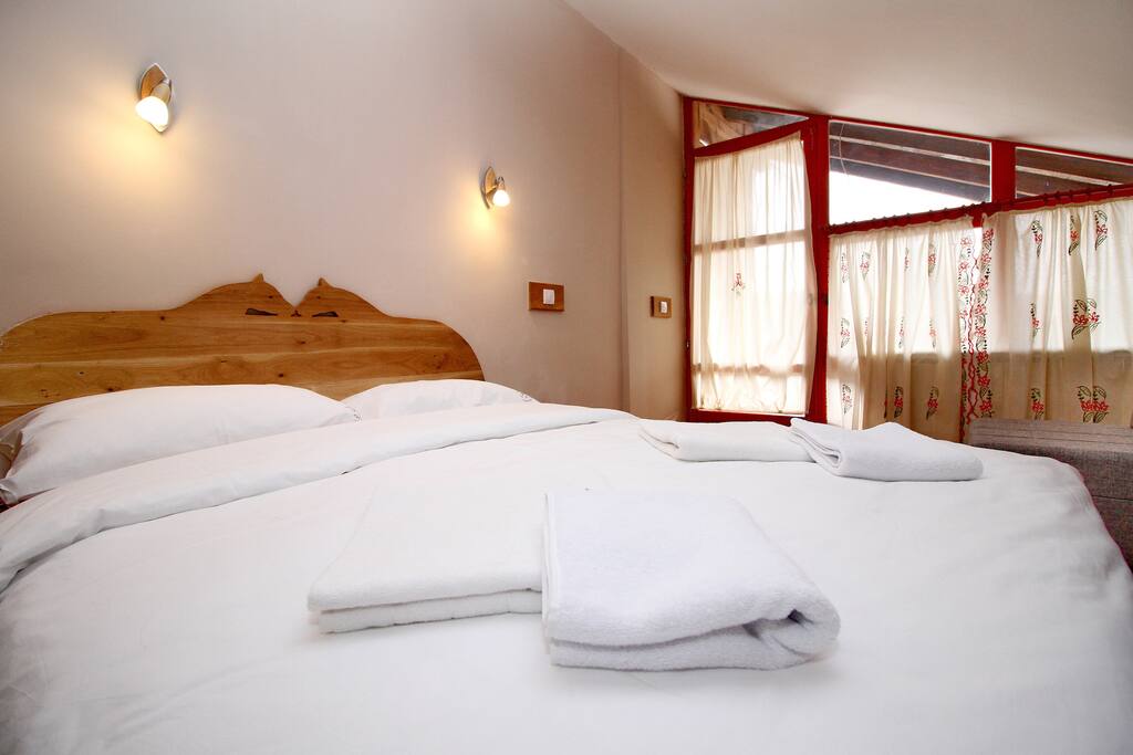 Room 2